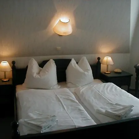 Guest house Restaurant Und Zur Nassen Ecke *