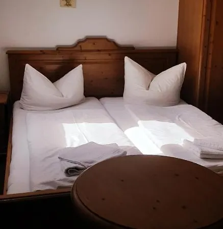 Restaurant Und Zur Nassen Ecke Guest house *