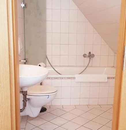 Restaurant Und Zur Nassen Ecke *